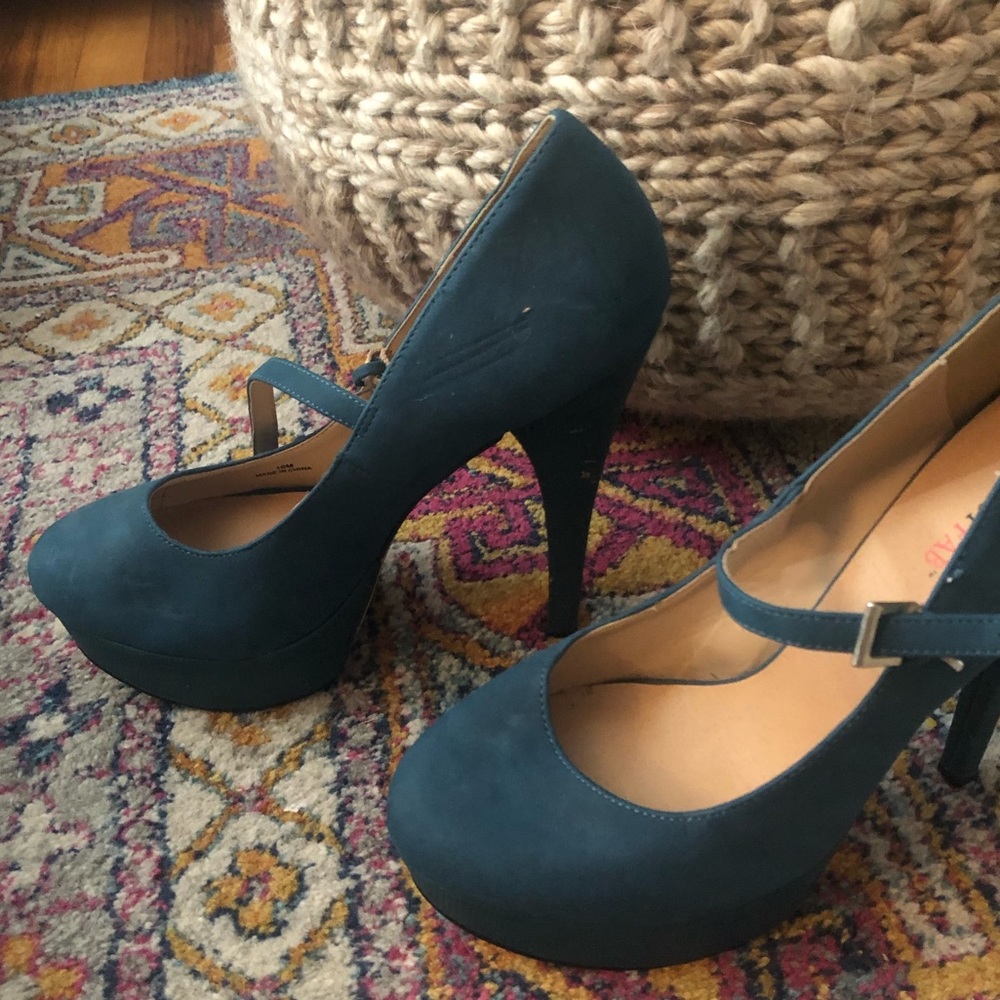 Teal pumps (2/$20 bundle)